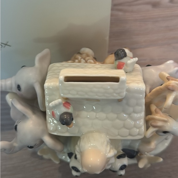 Lenox Noah's Ark Bank - Picture 4 of 8
